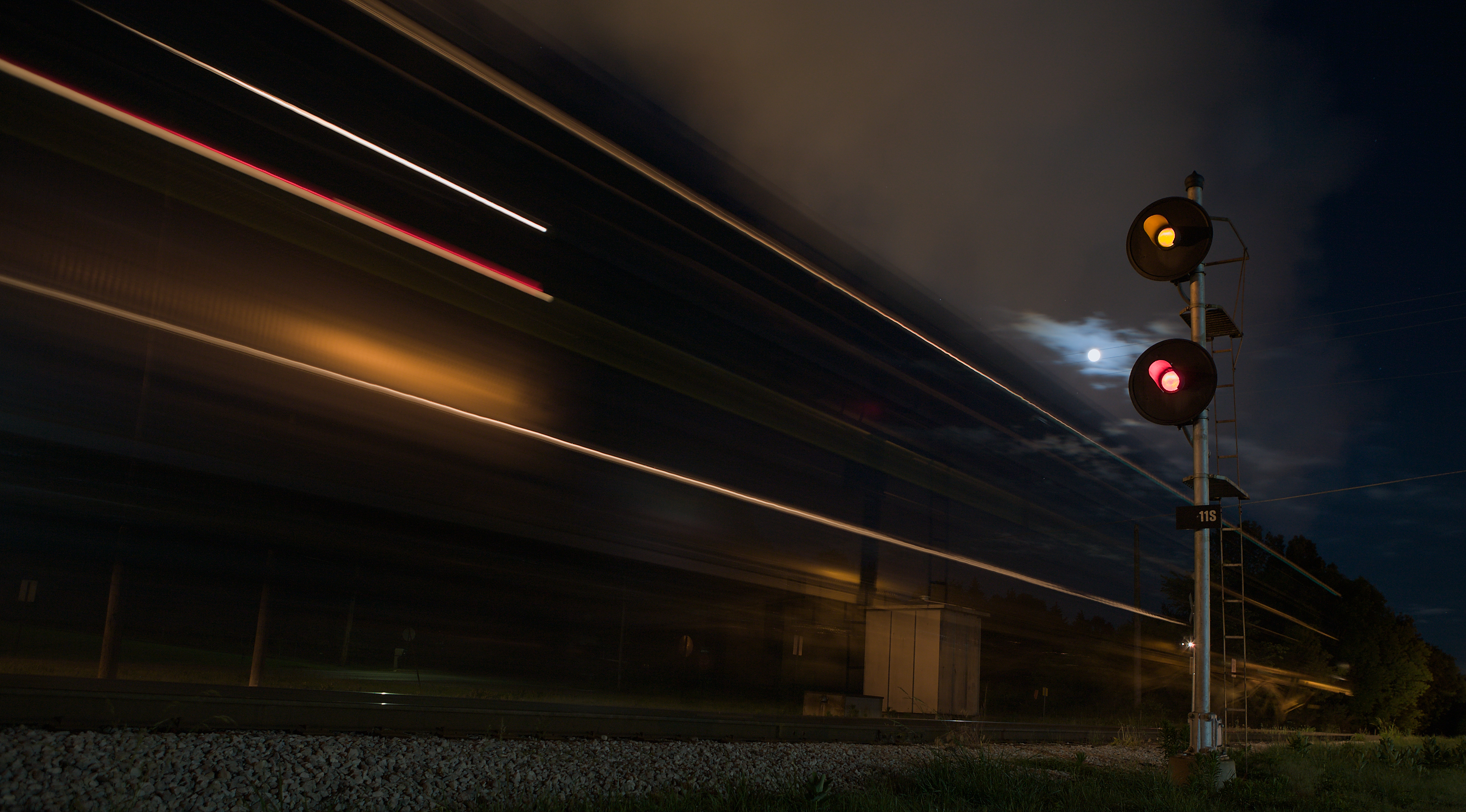 Waiting for a Sound That No Longer Belongs to This Time